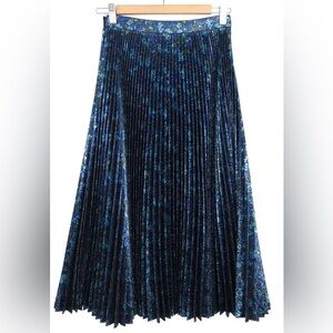 Prada • Blue Metallic Lame Pleated Midi Skirt